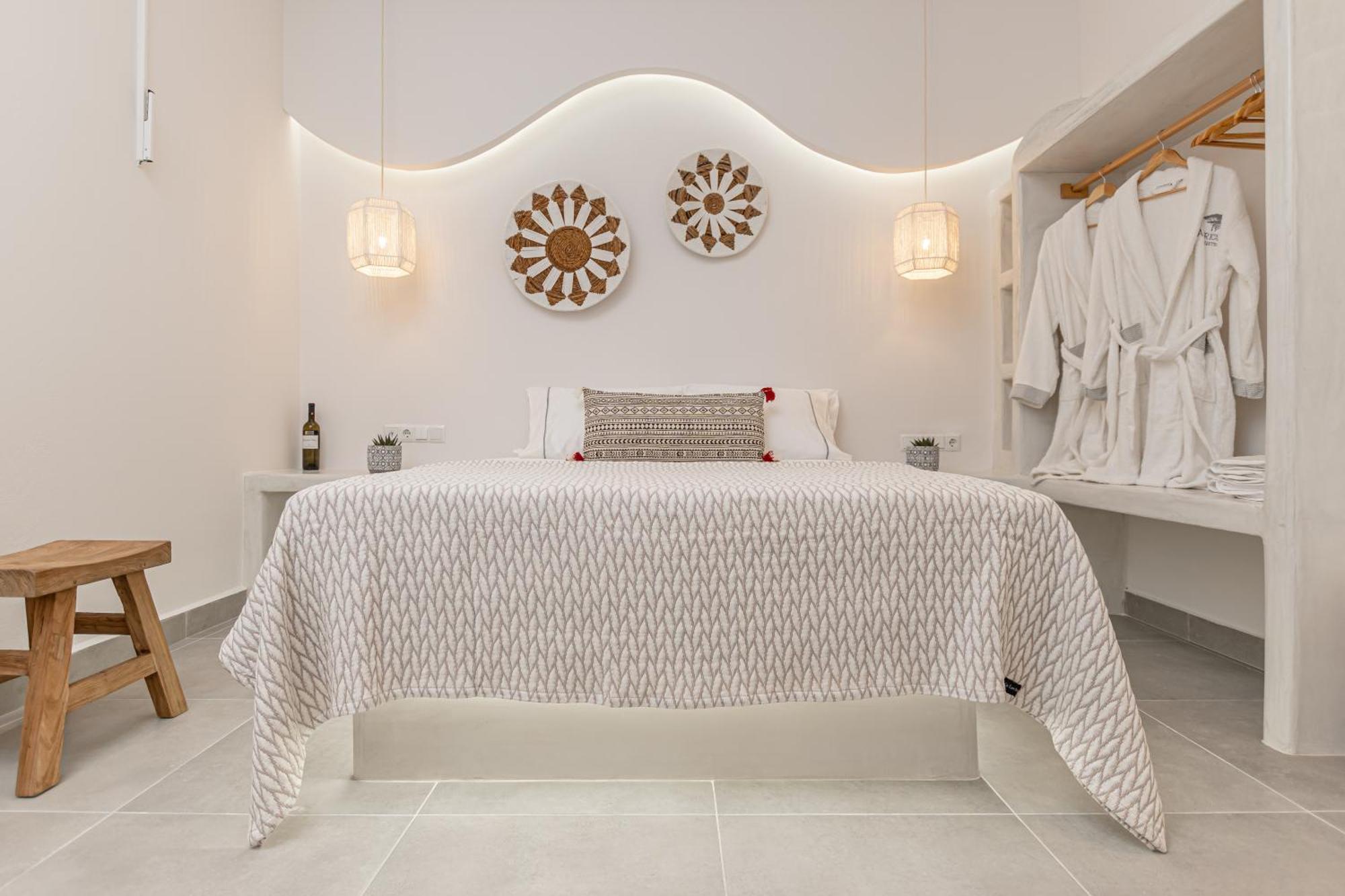 Porto Dema Luxury Suites Schoinoussa Luaran gambar