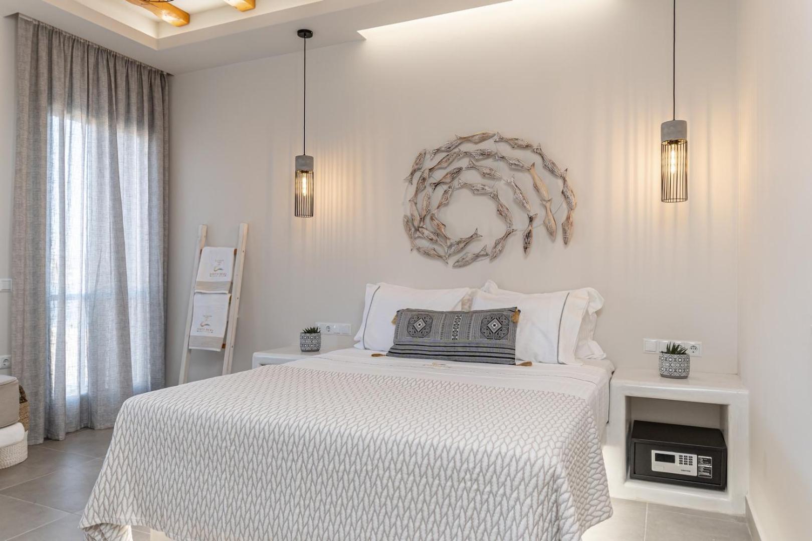 Porto Dema Luxury Suites Schoinoussa Luaran gambar