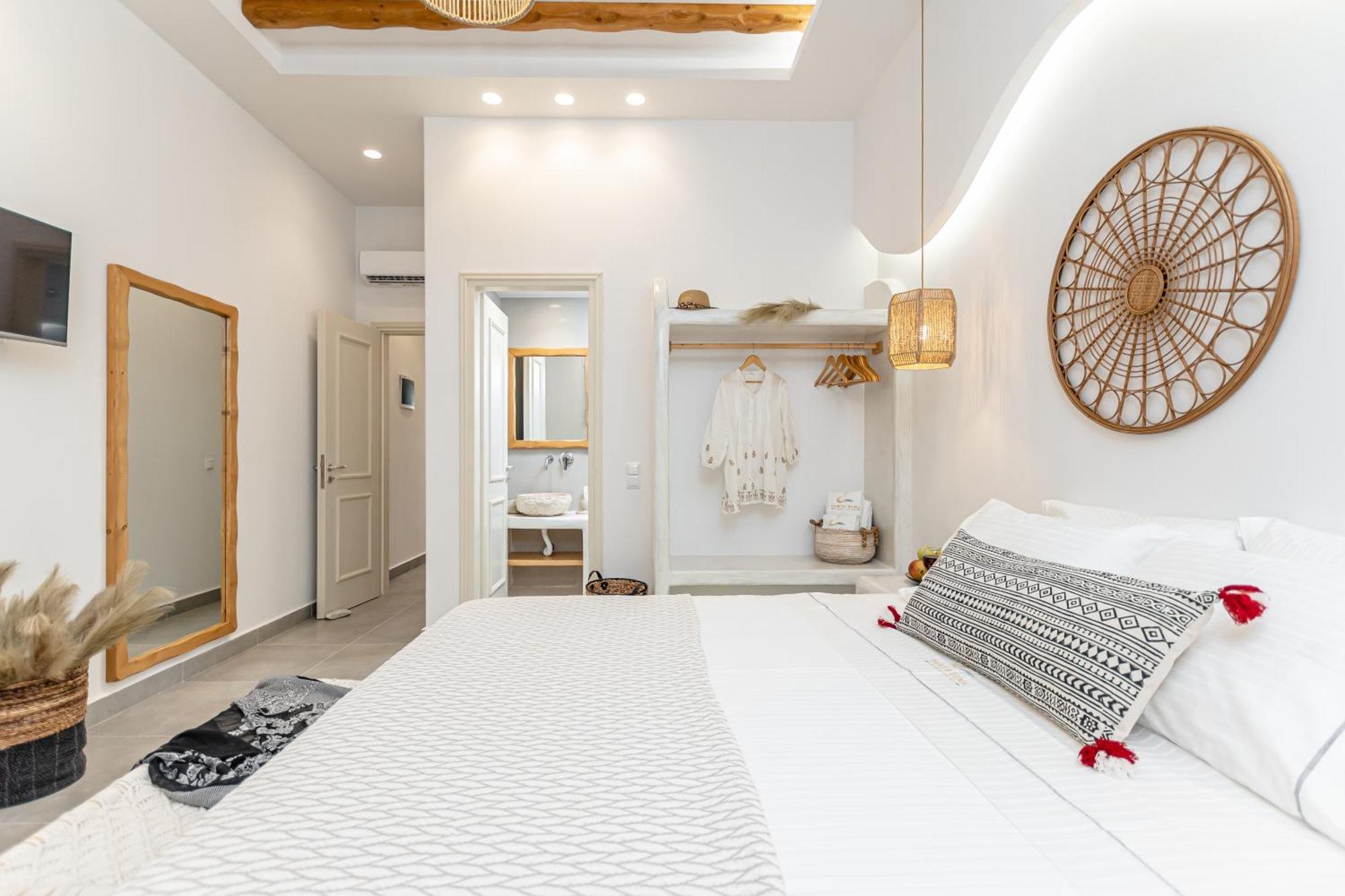Porto Dema Luxury Suites Schoinoussa Luaran gambar