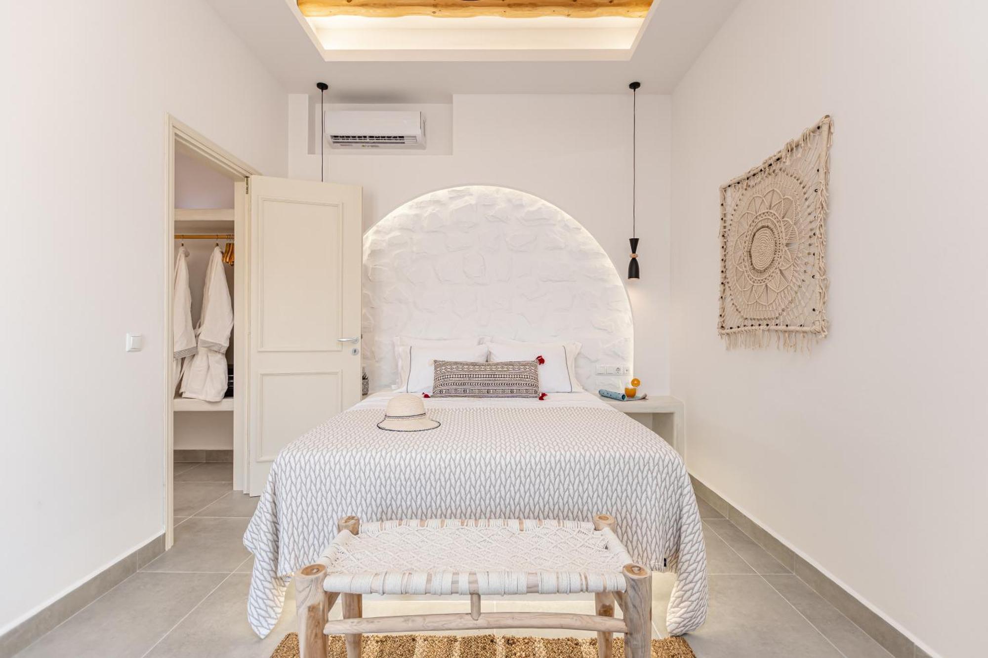Porto Dema Luxury Suites Schoinoussa Luaran gambar