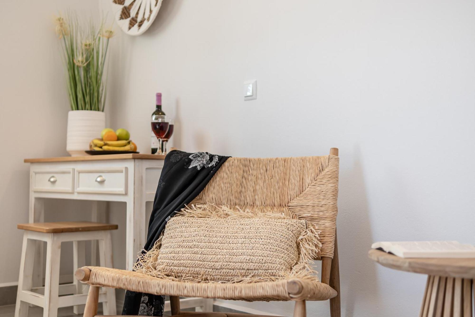 Porto Dema Luxury Suites Schoinoussa Luaran gambar