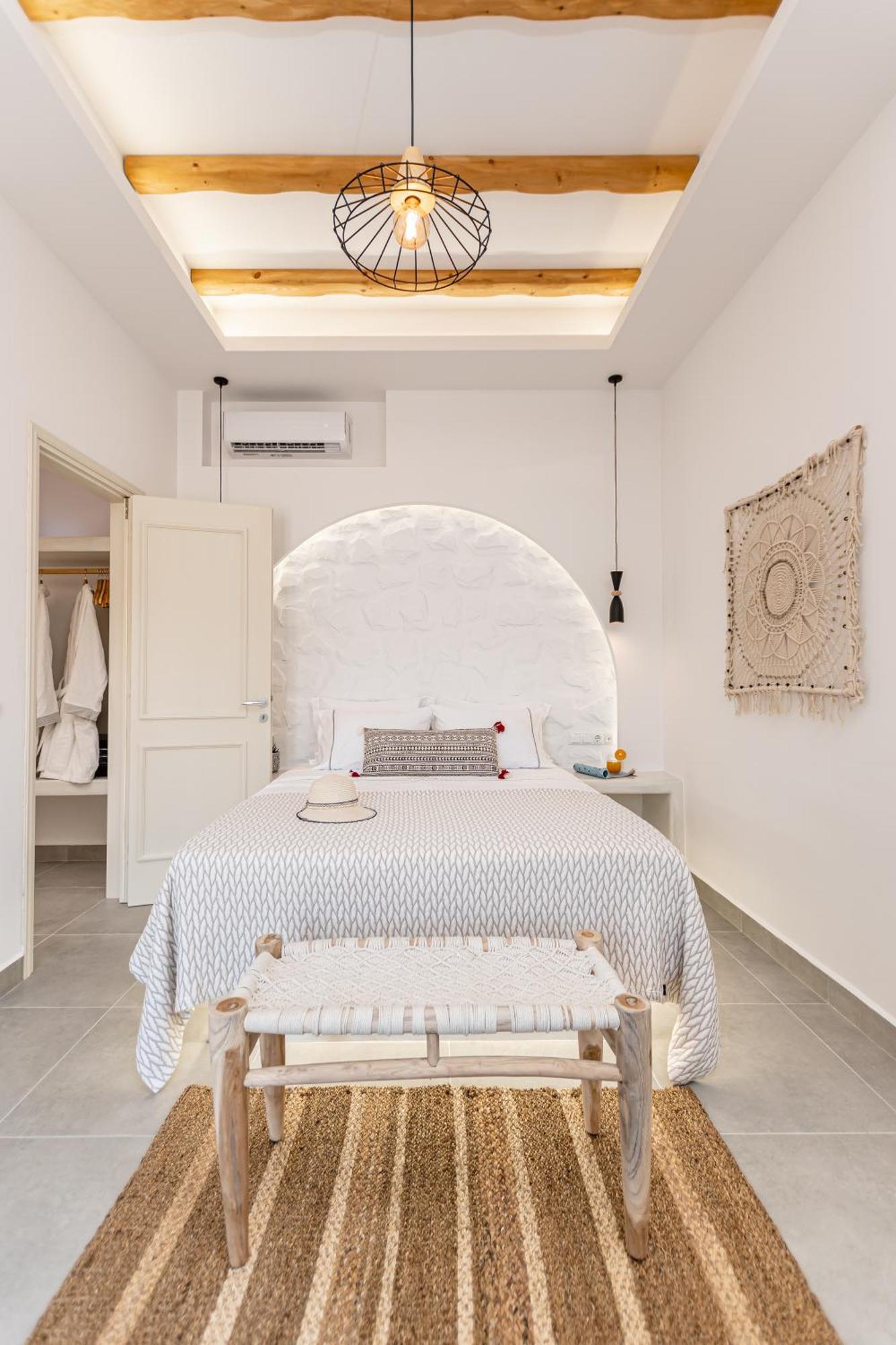 Porto Dema Luxury Suites Schoinoussa Luaran gambar