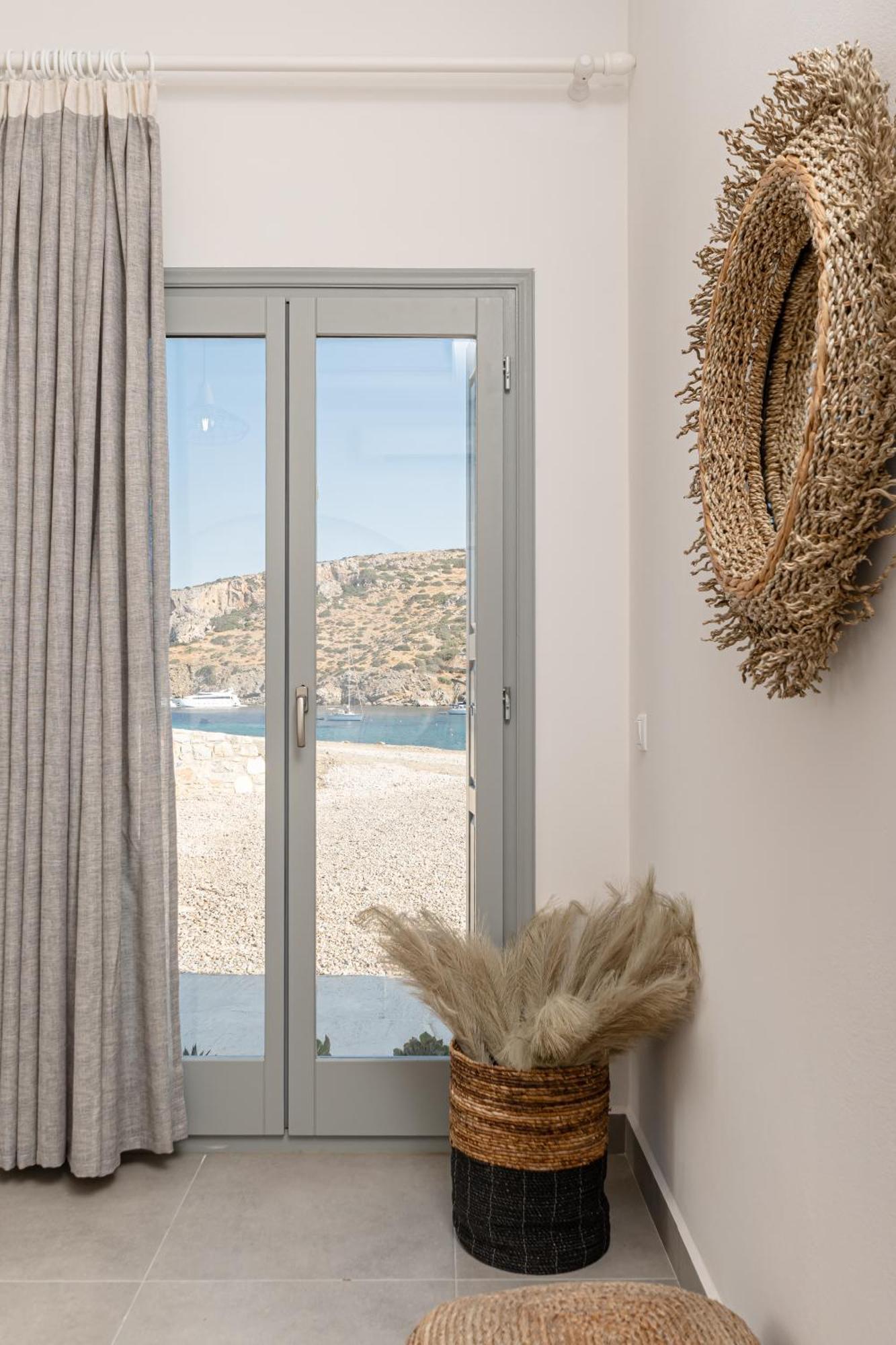 Porto Dema Luxury Suites Schoinoussa Luaran gambar