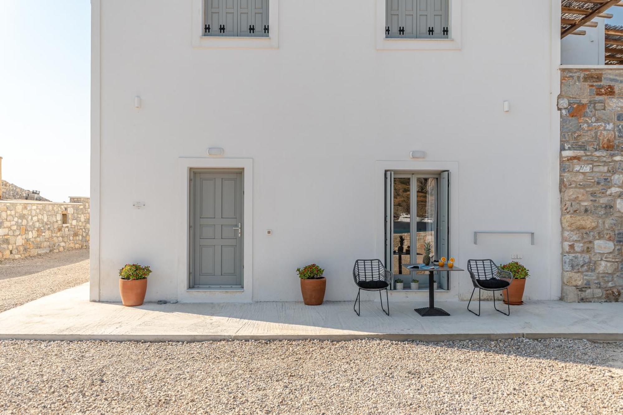 Porto Dema Luxury Suites Schoinoussa Luaran gambar